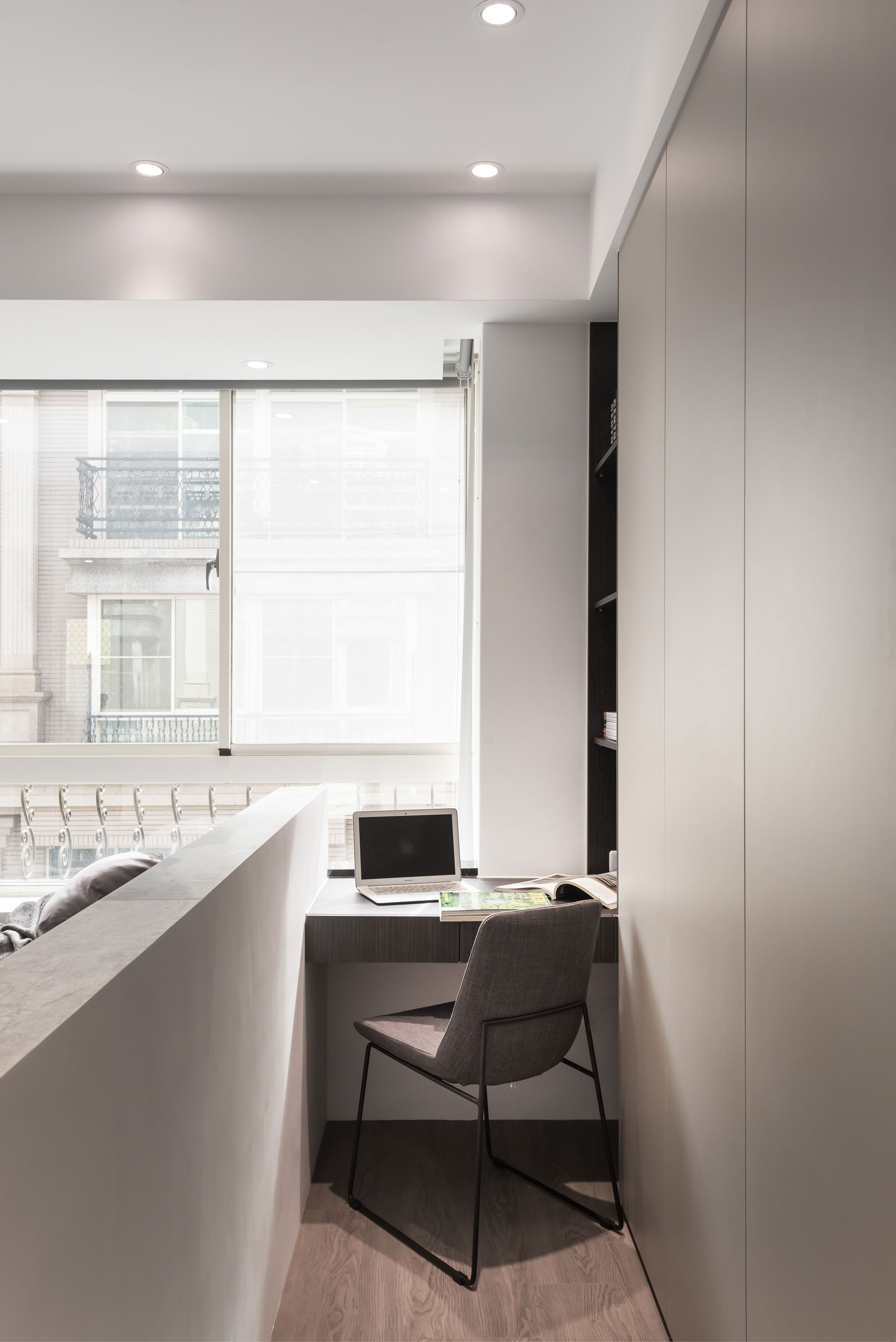 A Simple Contemporary House with Minimalist Interior in Taichung, Taiwan by Z-AXIS DESIGN (24)