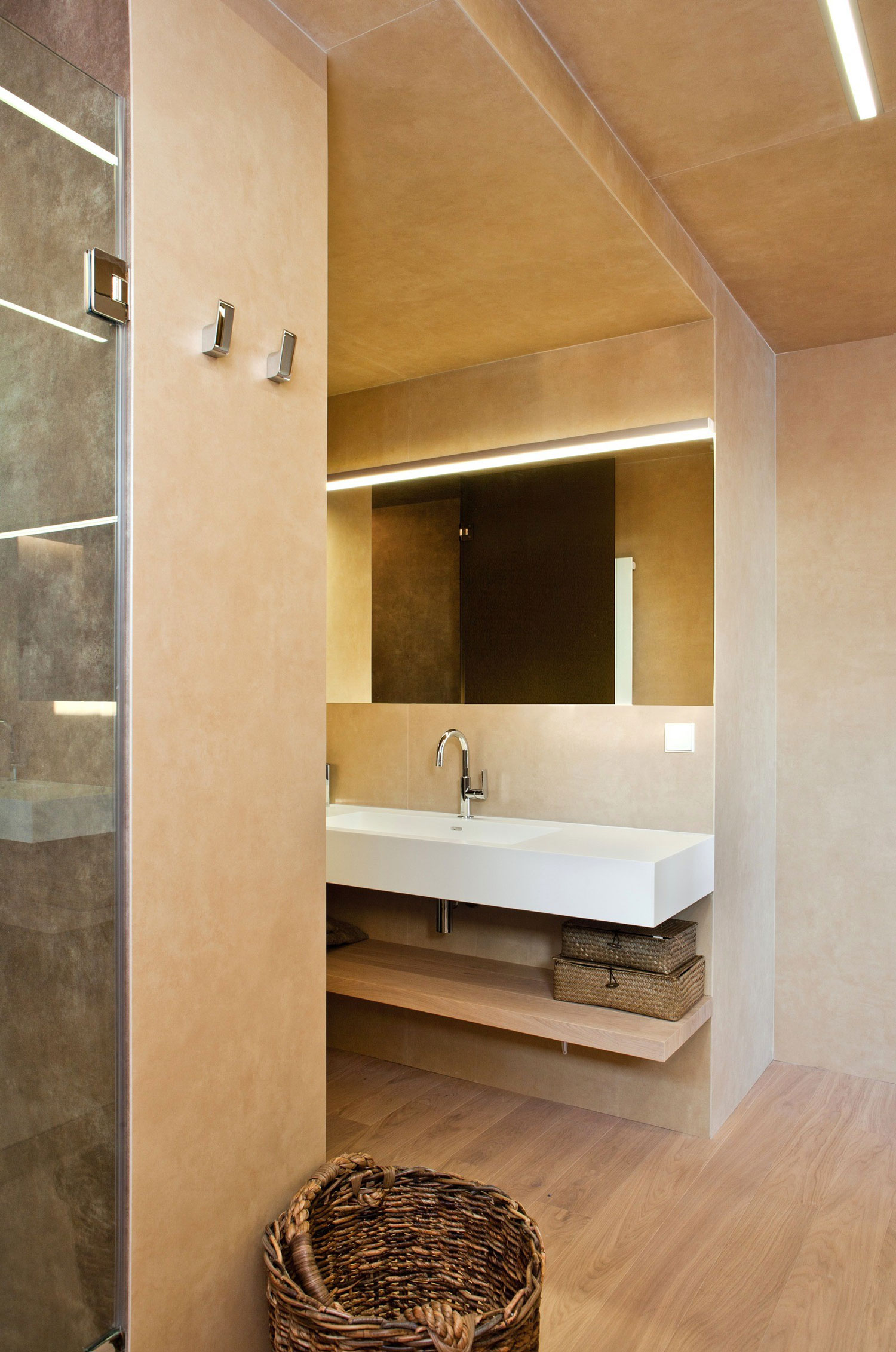 A Simple Minimalist Apartment with Spectacular Sea Views in Valencia by Barea + Partners (15)