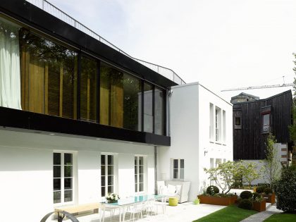 A Simple Yet Elegant Contemporary Home in Stuttgart, Germany by Behnisch Architekten (3)