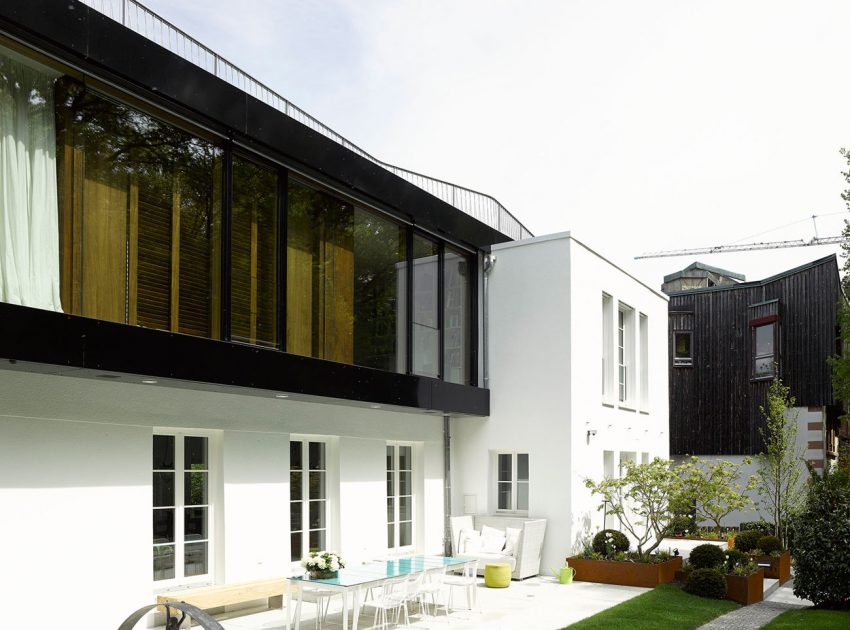 A Simple Yet Elegant Contemporary Home in Stuttgart, Germany by Behnisch Architekten (3)