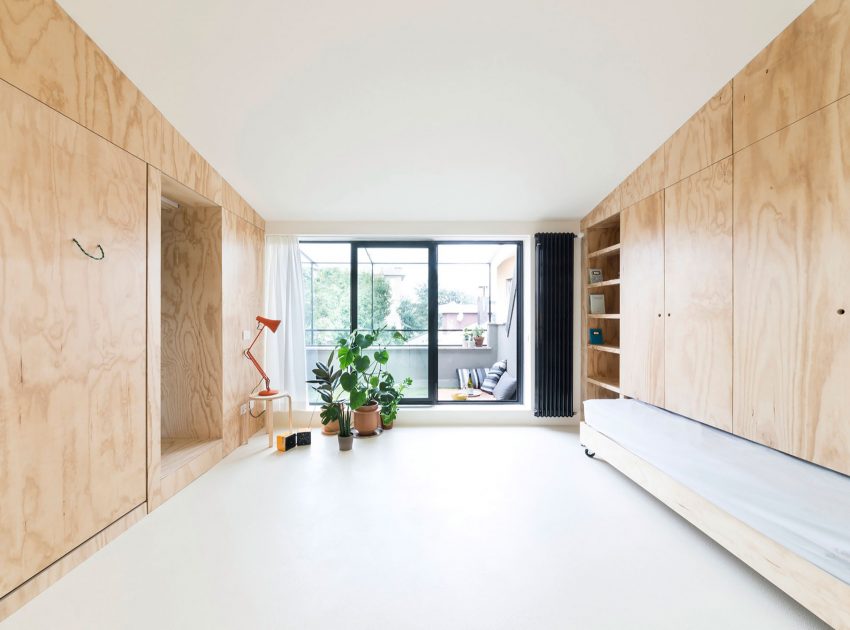 A Simple and Clean Apartment with Bright and Functional Interiors in Milan, Italy by studioWOK (3)