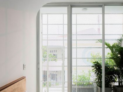 A Simple and Functional Vertical House with Contemporary Materials in Ho Chi Minh City by KIENTRUC O (13)