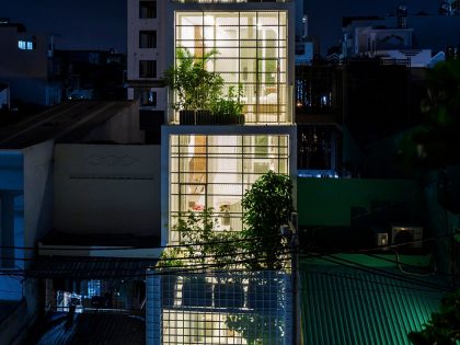 A Simple and Functional Vertical House with Contemporary Materials in Ho Chi Minh City by KIENTRUC O (2)