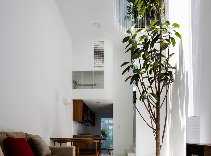 A Simple and Functional Vertical House with Contemporary Materials in Ho Chi Minh City by KIENTRUC O (5)