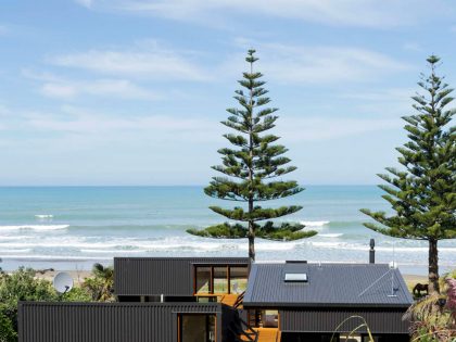 A Small Modern Beach House with Stunning Views in Gisborne, New Zealand by Irving Smith Jack Architects (1)