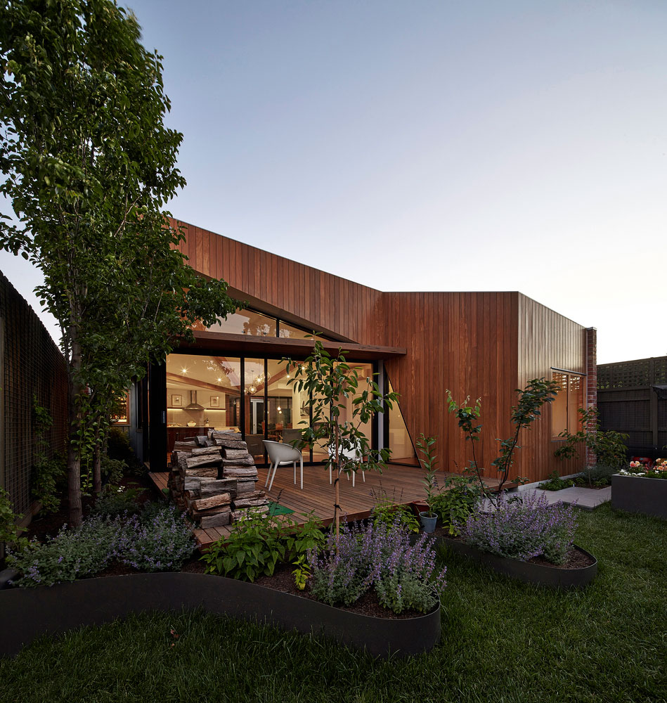 A Sleek Contemporary Home with Elegant Landscaping in Fitzroy, Australia by Simon Whibley Architecture & Antarctica (8)