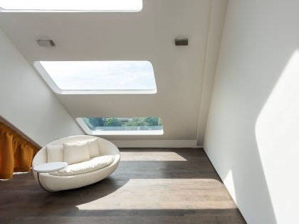 A Sleek Ultra-Modern Waterfront Villa with Spectacular Views in Singapore by Mercurio Design Lab (16)