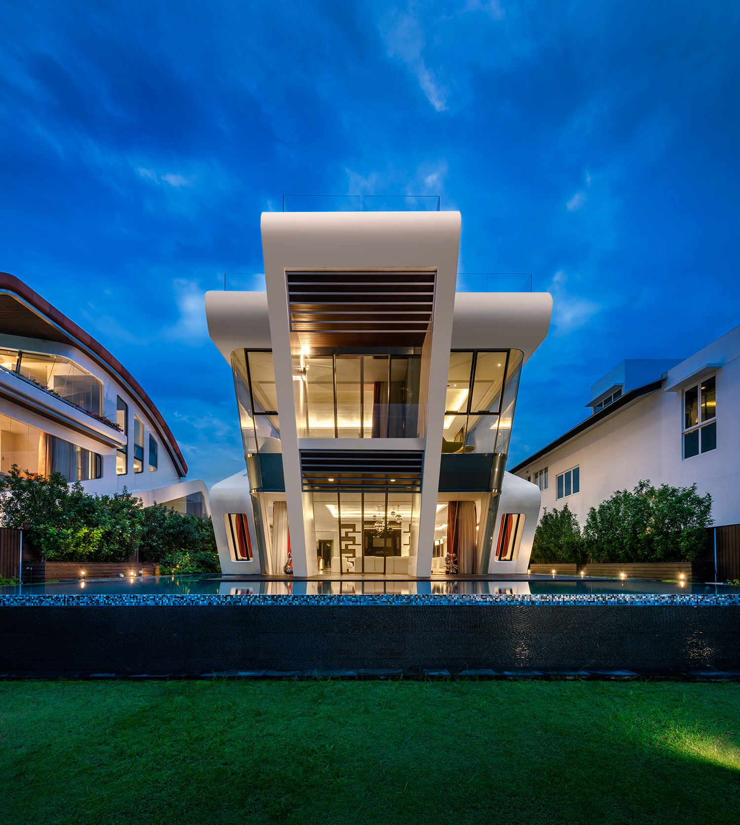 A Sleek Ultra-Modern Waterfront Villa with Spectacular Views in Singapore by Mercurio Design Lab (26)
