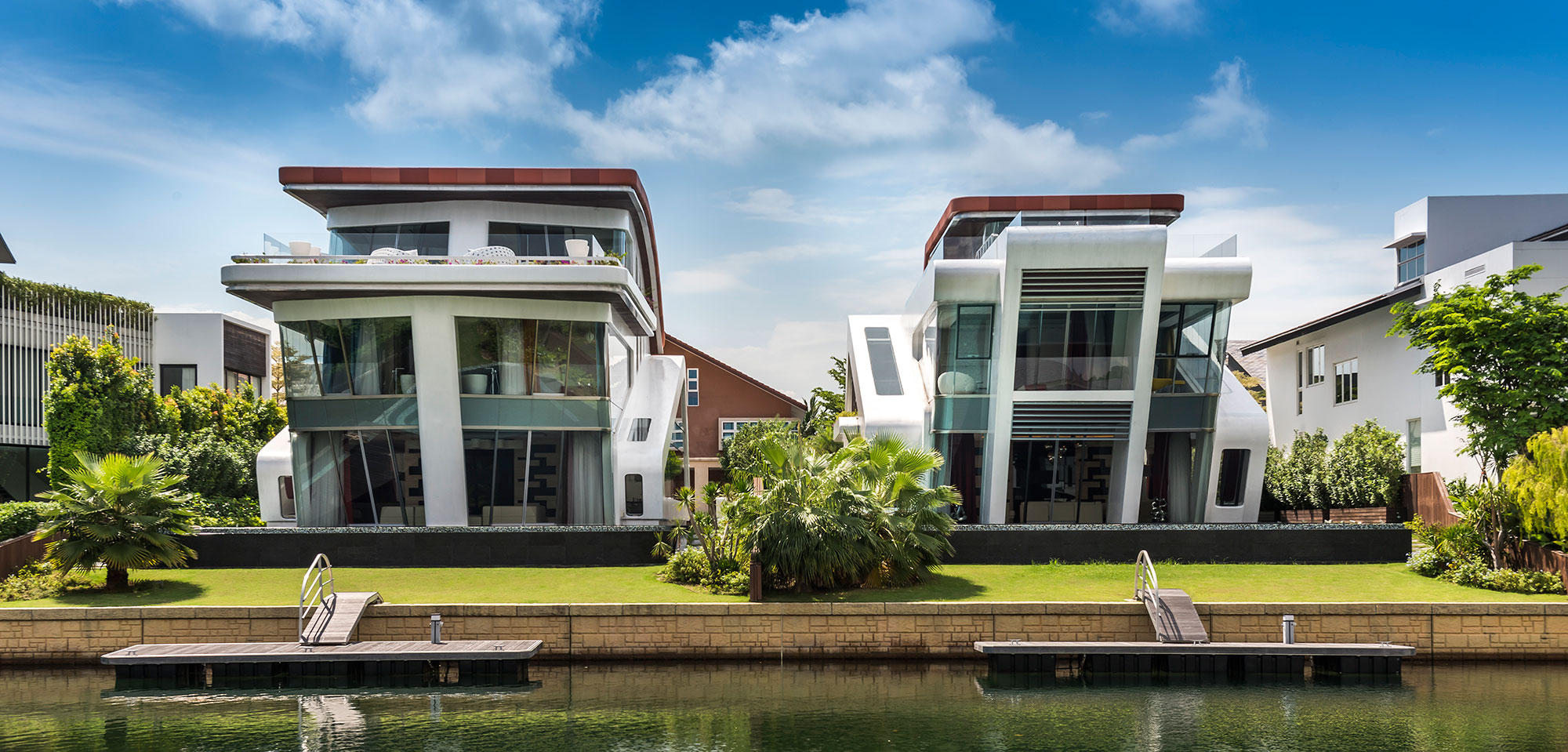 A Sleek Ultra-Modern Waterfront Villa with Spectacular Views in Singapore by Mercurio Design Lab (6)