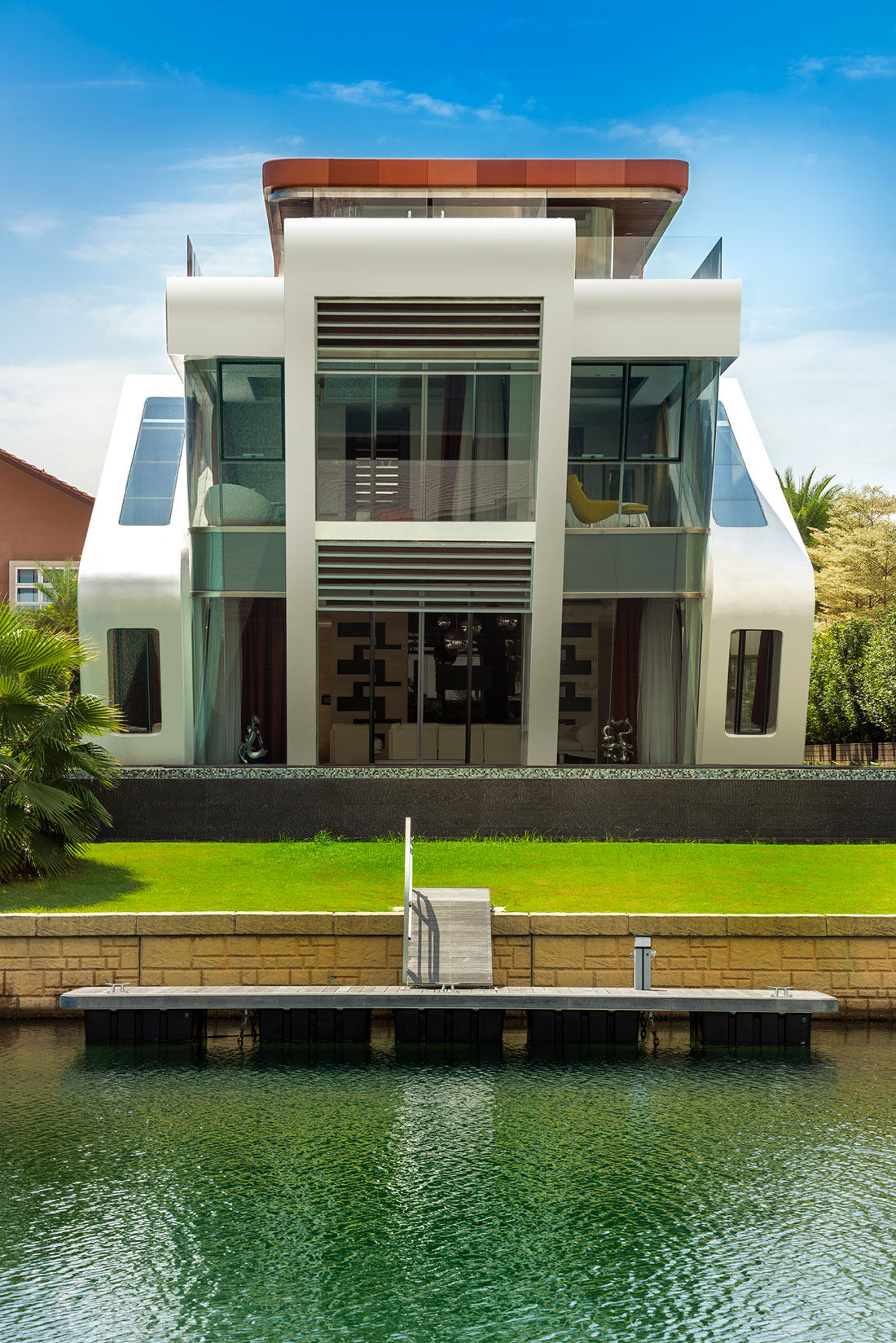 A Sleek Ultra-Modern Waterfront Villa with Spectacular Views in Singapore by Mercurio Design Lab (7)