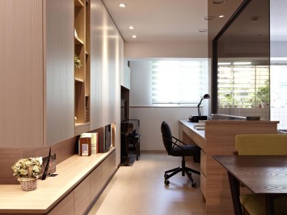 A Small Apartment Characterized by Shades of White and Brown Interiors in Taipei by Alfonso Ideas (10)