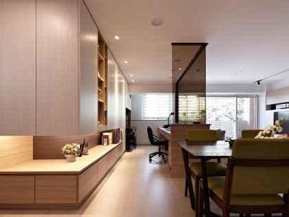 A Small Apartment Characterized by Shades of White and Brown Interiors in Taipei by Alfonso Ideas (12)