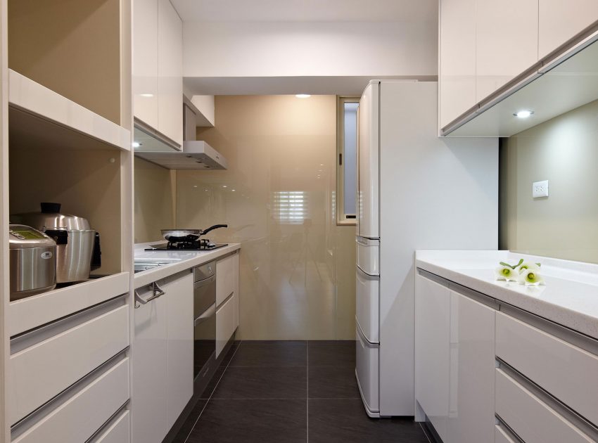 A Small Apartment Characterized by Shades of White and Brown Interiors in Taipei by Alfonso Ideas (9)