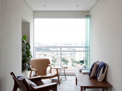 A Small Contemporary Apartment for a Young Couple in São Paulo, Brazil by Leandro Garcia and Gabriela Alarcon (3)