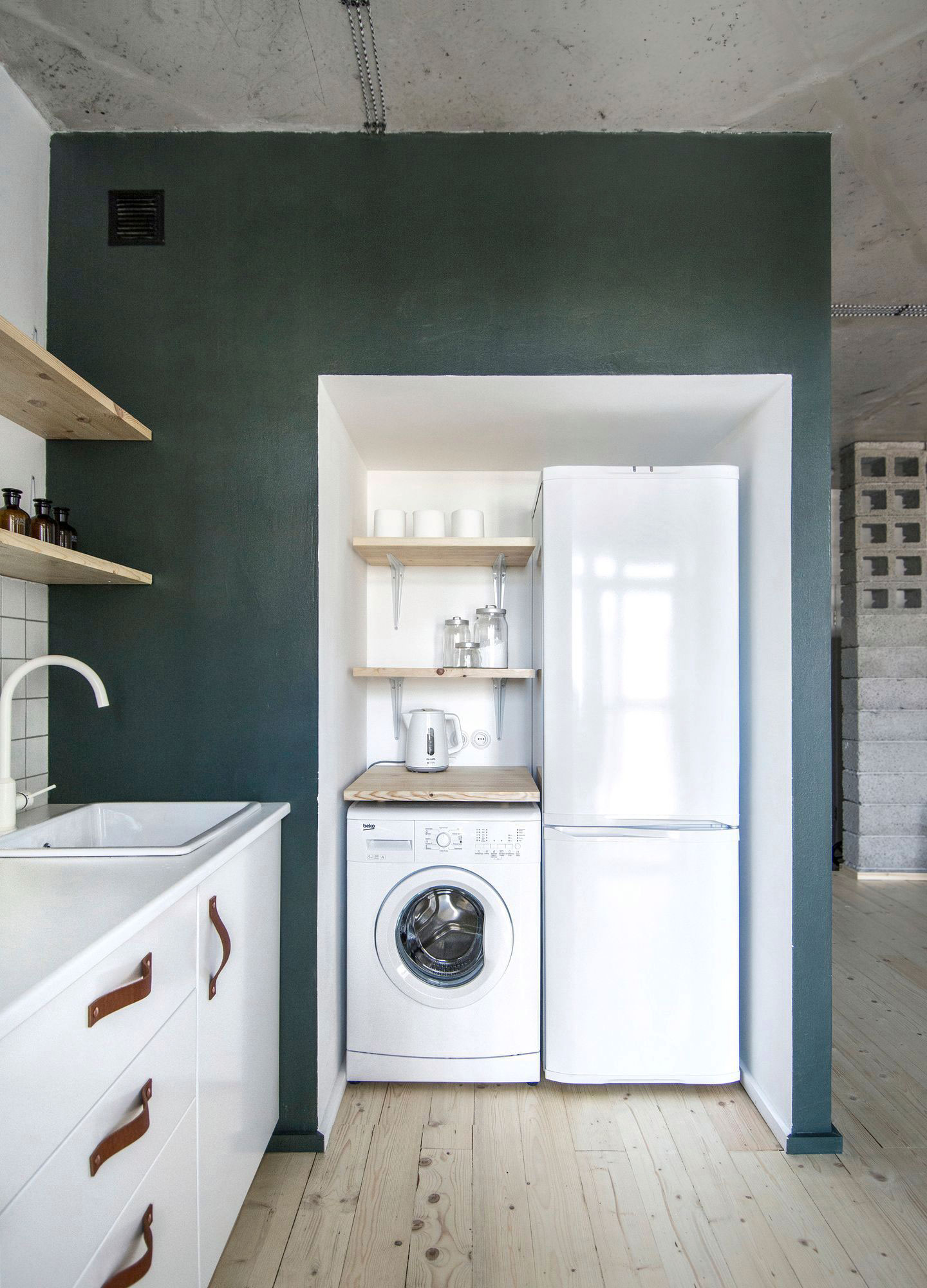 A Small Contemporary Apartment with Clear and Airy Interior in Saint Petersburg by INT2architecture (7)