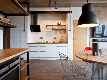 A Small Industrial Apartment with Exposed Brick, Metal and Wood in Moscow Oblast, Russia by Studio Odnushechka (4)