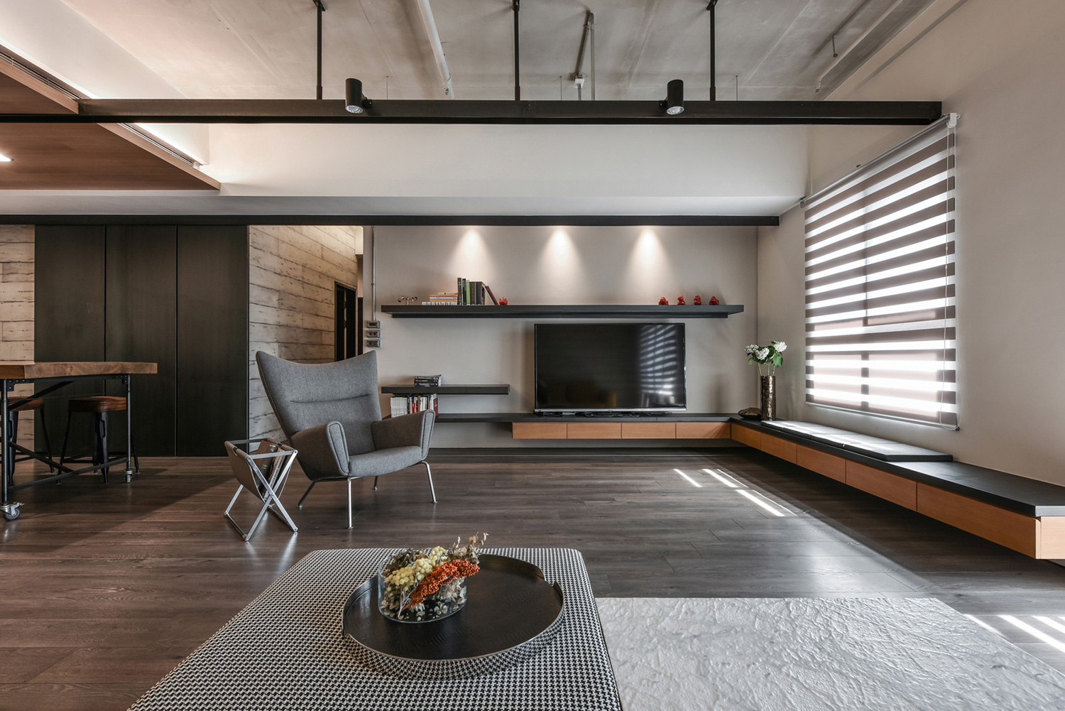 A Small Modern Industrial Home Draped in Metal, Wood and Concrete in Taiwan by AYA Living Group (5)