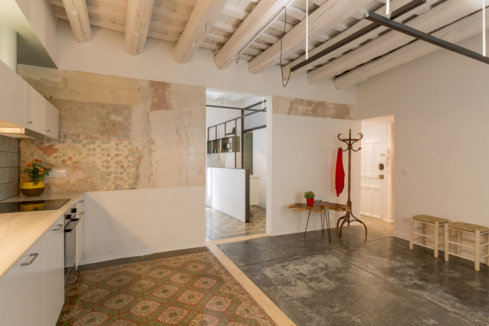 A Small and Creative Apartment with Futuristic Vibe in Barcelona by nook architects (4)