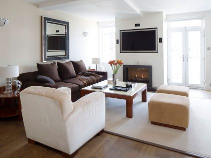A Sophisticated Apartment with Luxurious and Timeless Interiors in the Heart of London