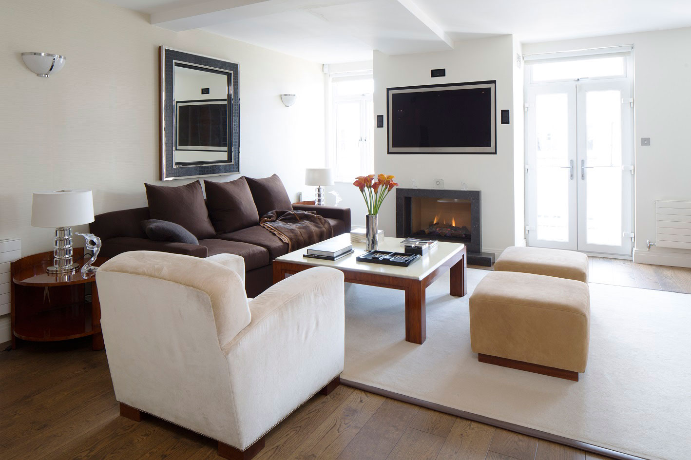 A Sophisticated Apartment with Luxurious and Timeless Interiors in the Heart of London by Absolute Interior Decor (1)