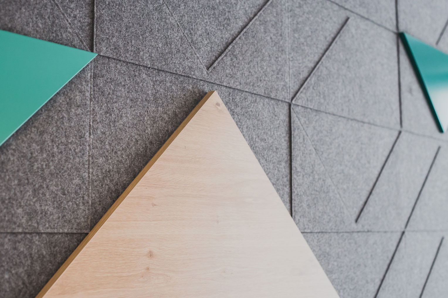 A Sophisticated Contemporary Apartment with Warm and Scandinavian Vibe in Gdansk, Poland by Raca Architekci (5)