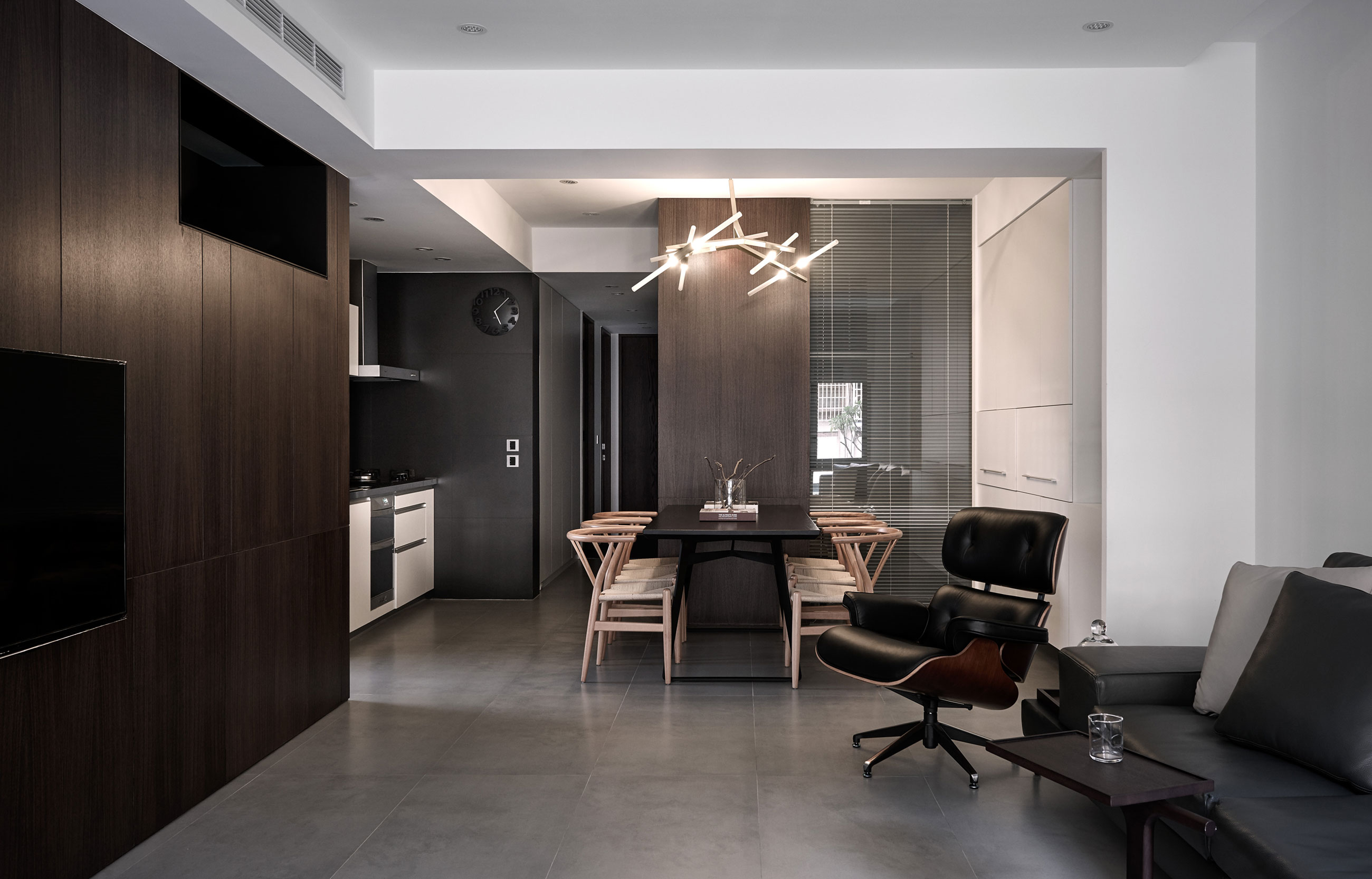 A Sophisticated Contemporary Home with Cozy and Warm Color Palette in Taichung by Z-AXIS DESIGN (1)