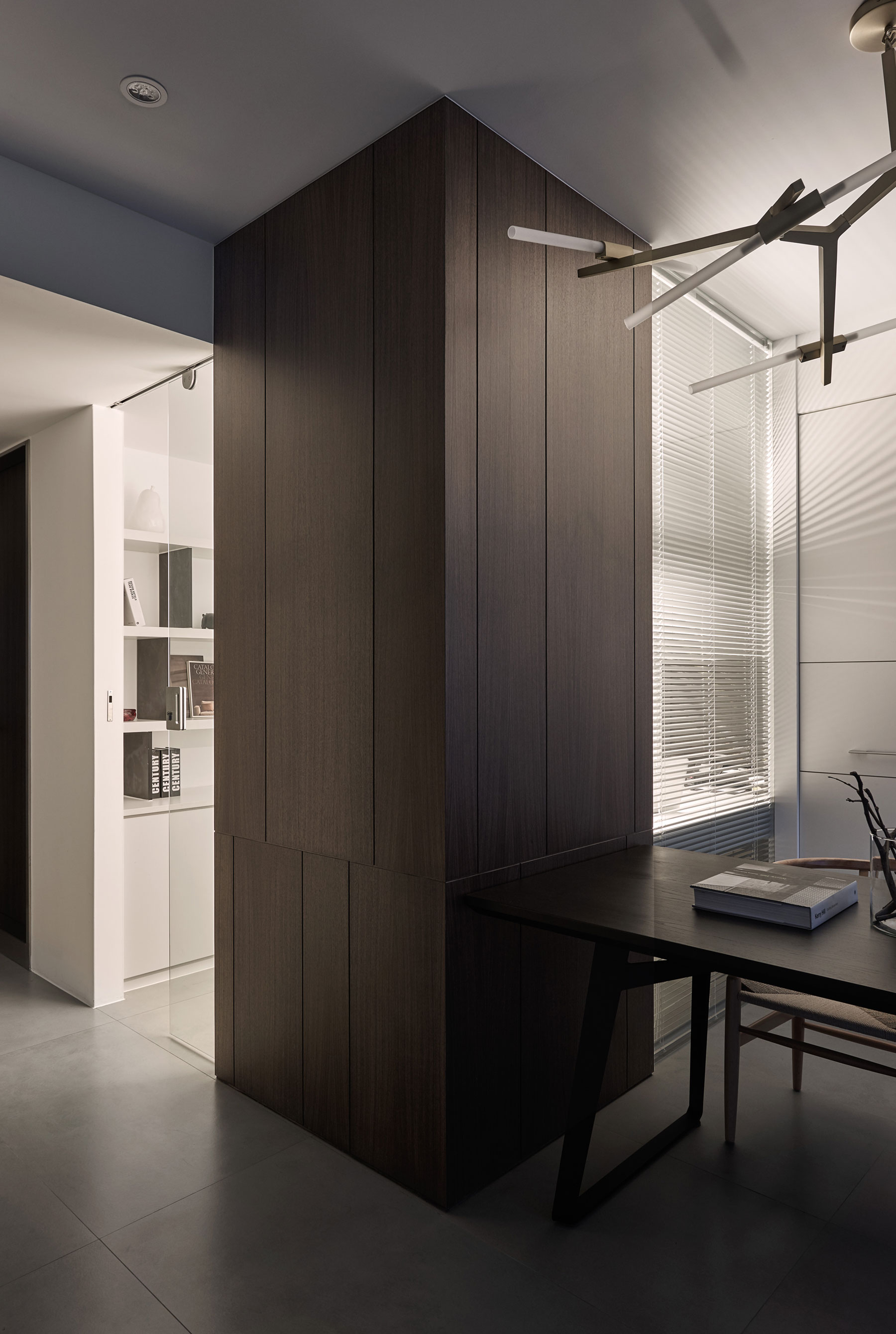 A Sophisticated Contemporary Home with Cozy and Warm Color Palette in Taichung by Z-AXIS DESIGN (11)