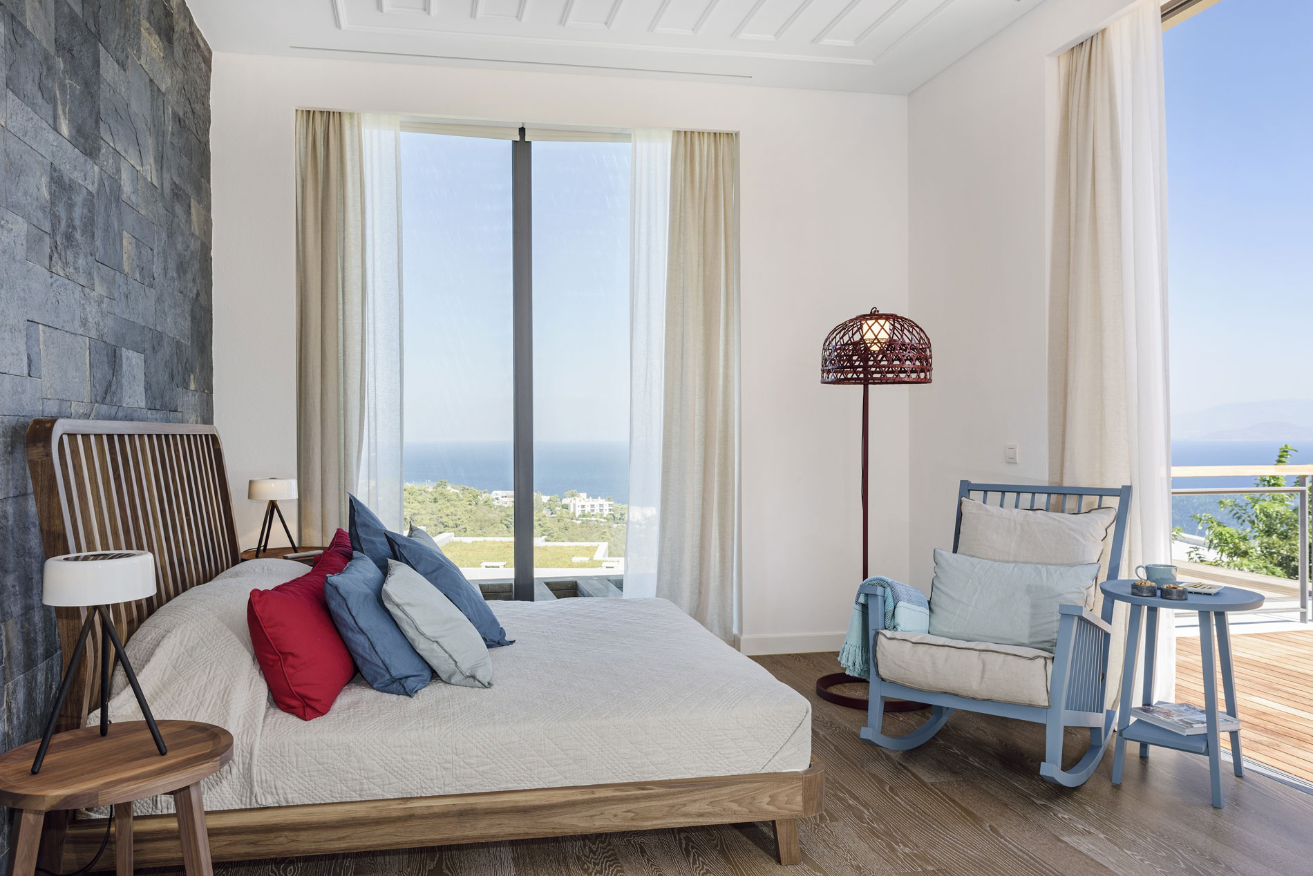 A Sophisticated Yet Comfortable Modern Home in Golkoy, Turkey by Ofist (12)