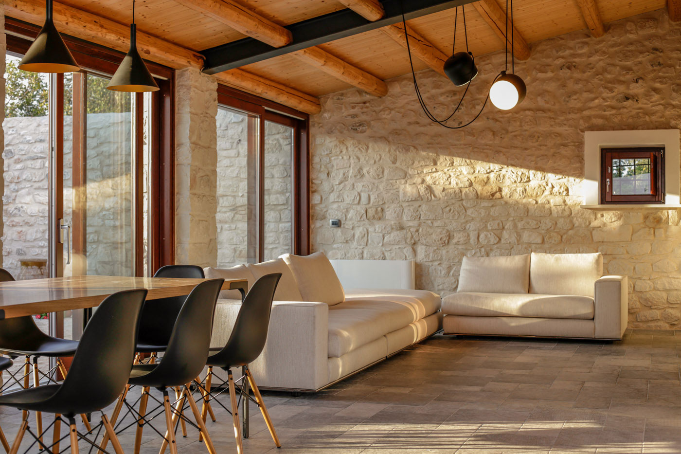 A Spacious Beautiful Rural Home with Pool and Garden in Sicily, Italy by Viviana Pitrolo & Francesco Puglisi (4)