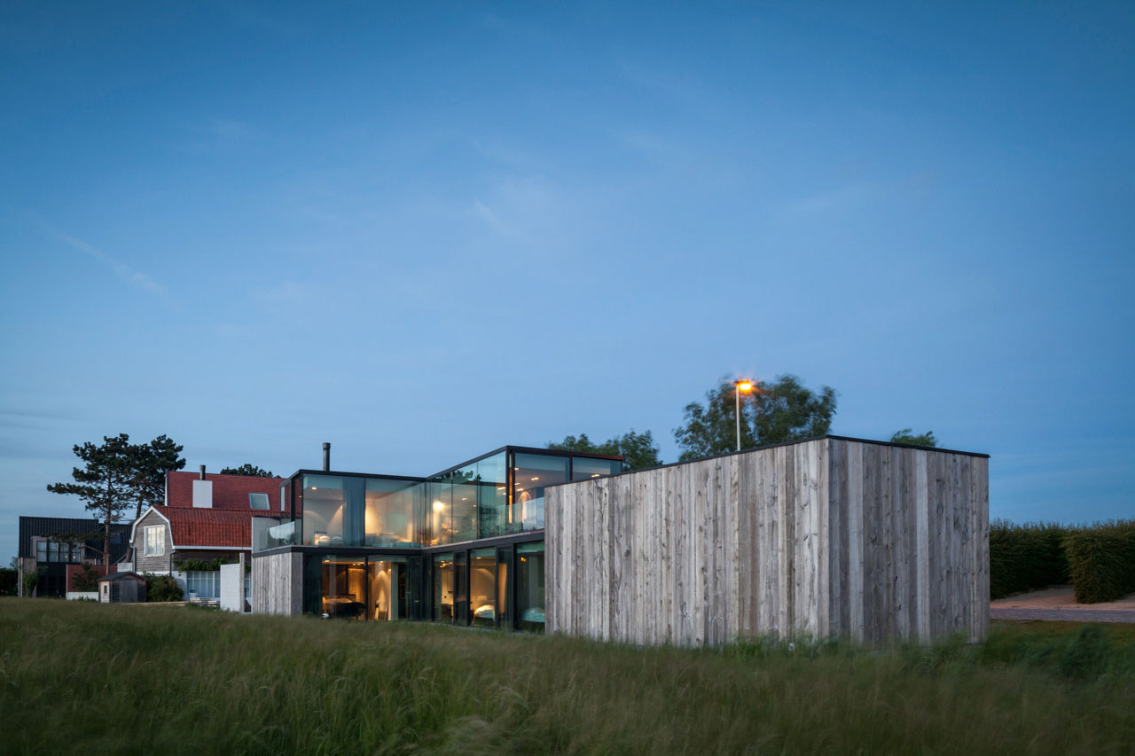 A Spacious Contemporary Home Finished with Concrete, Metal Mesh and Glass in Knokke by Govaert & Vanhoutte Architects (22)