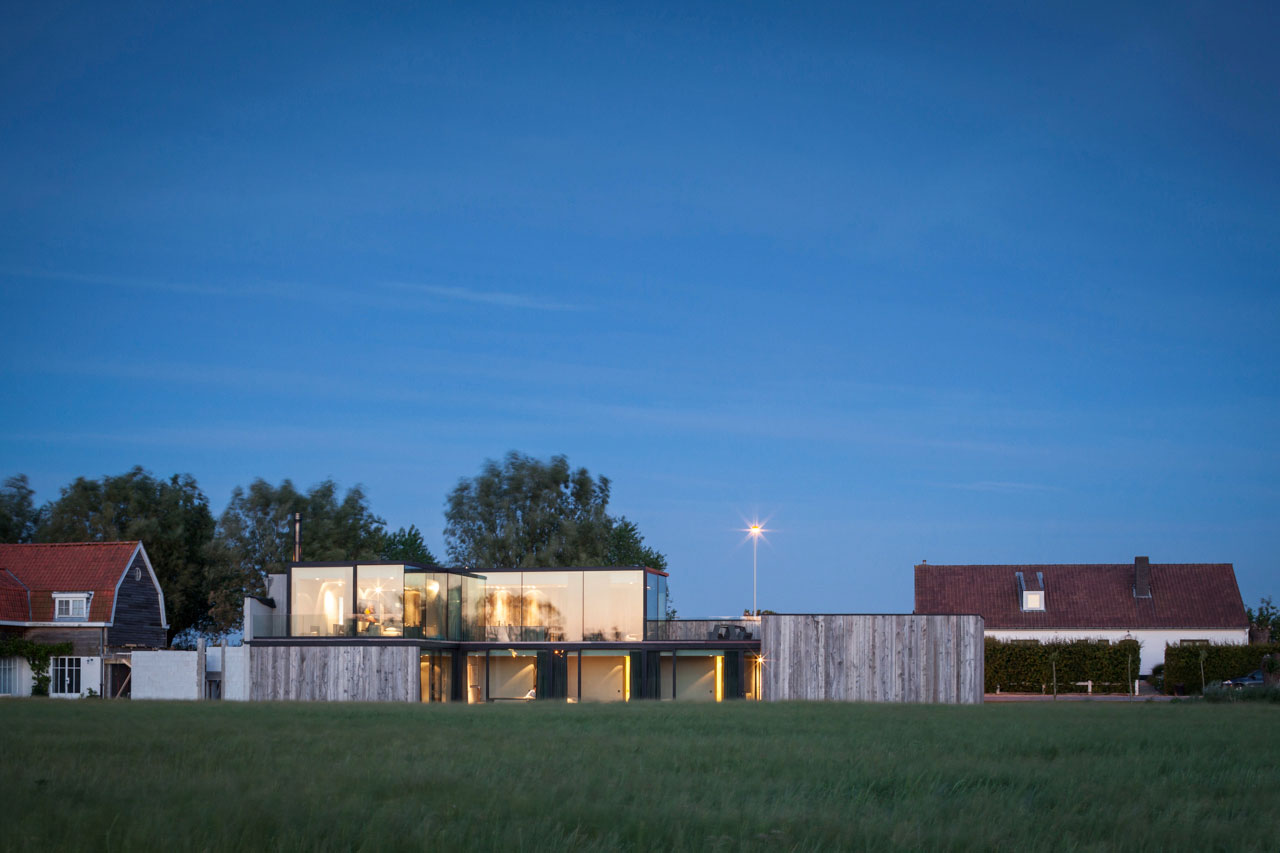 A Spacious Contemporary Home Finished with Concrete, Metal Mesh and Glass in Knokke by Govaert & Vanhoutte Architects (24)