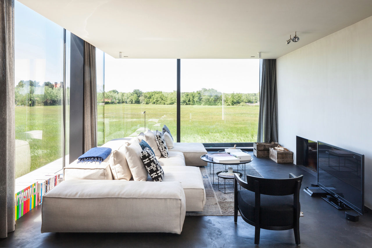 A Spacious Contemporary Home Finished with Concrete, Metal Mesh and Glass in Knokke by Govaert & Vanhoutte Architects (9)