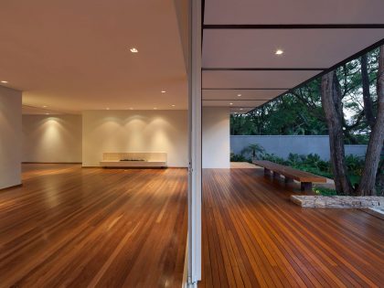 A Spacious Contemporary Home with Elegant Landscaping in Boaçava, Brazil by Vasco Lopes Arquitetura (9)