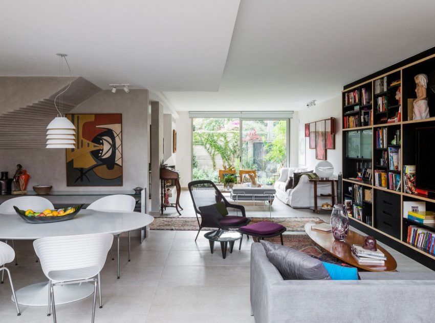 A Spacious Contemporary Home with an Exposed Concrete Box in São Paulo, Brazil by Rocco Arquitetos (7)