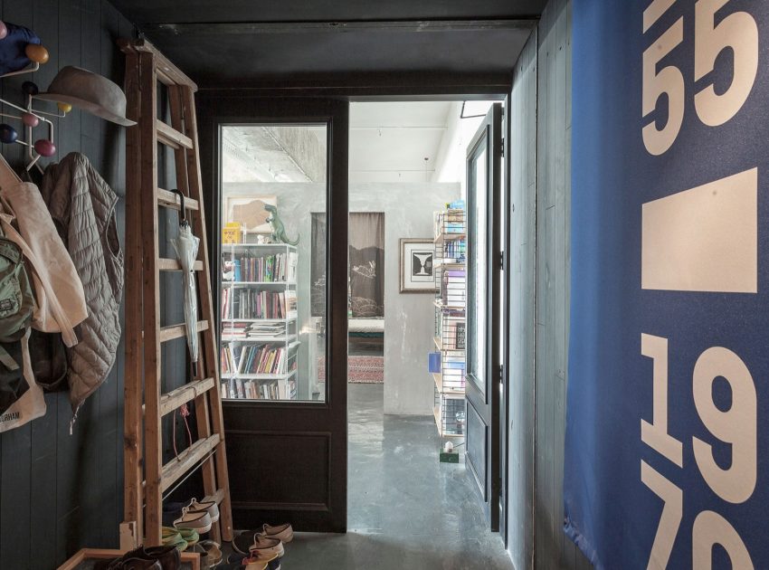 A Spacious Contemporary Loft for an Art Collector in Chai Wan, Hong Kong by Mass Operations (5)