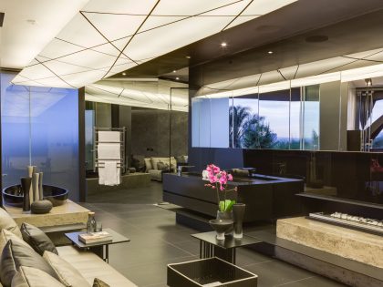 A Spacious Modern Home Made of Steel, Glass and Concrete in Bedfordview by Nico van der Meulen Architects (27)