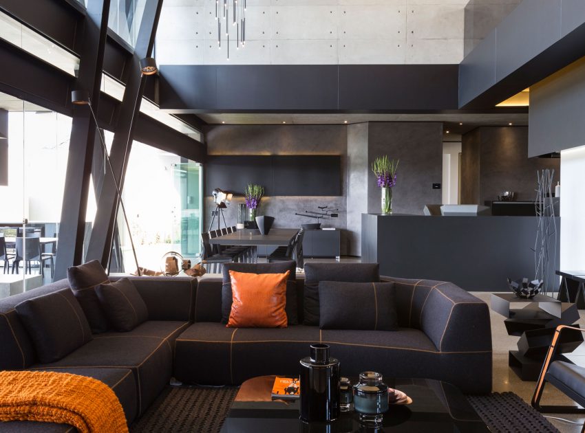 A Spacious Modern Home Made of Steel, Glass and Concrete in Bedfordview by Nico van der Meulen Architects (9)