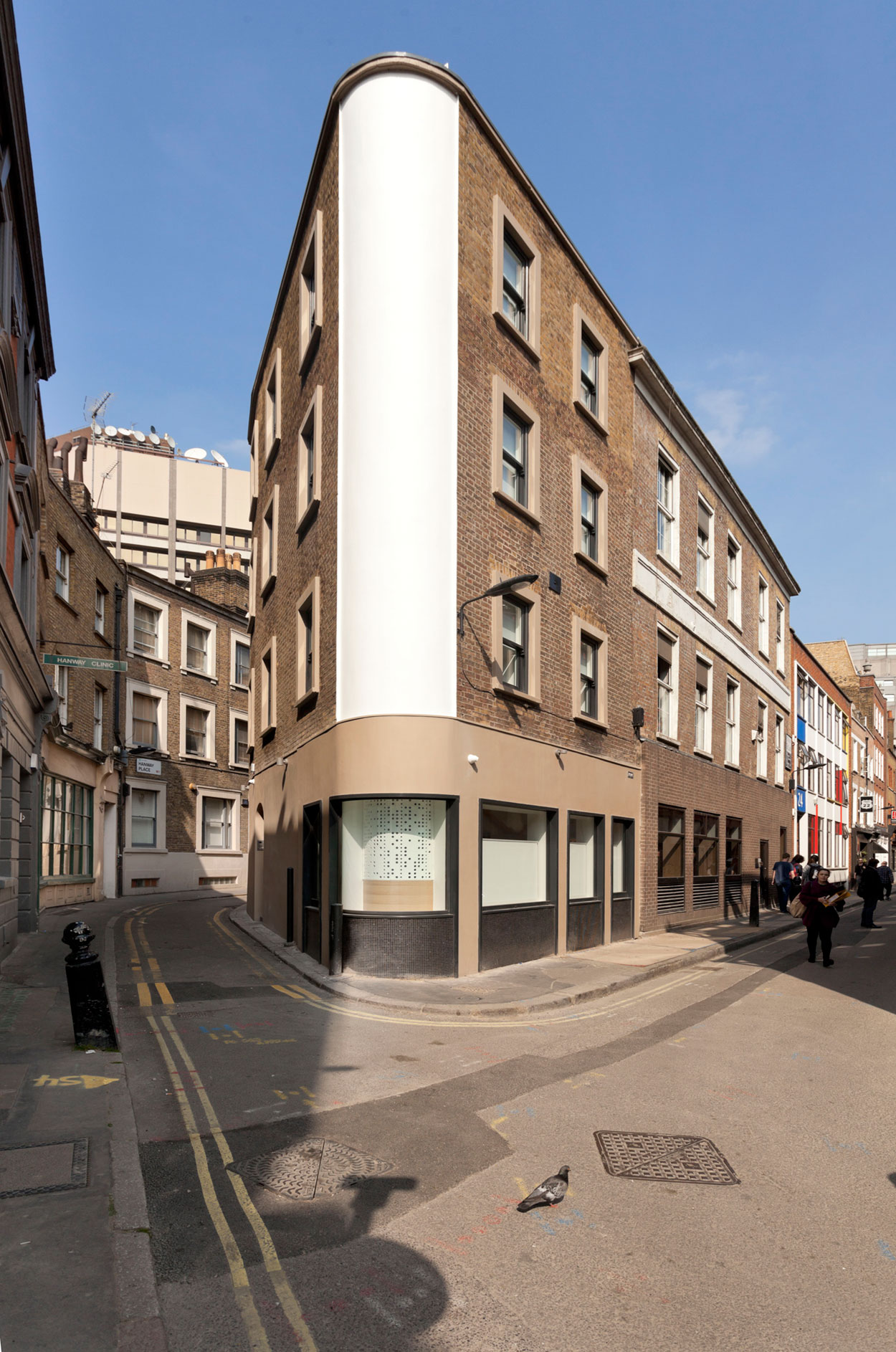 A Spacious Modern Home with Unique Character in the West End by FORM Design Architecture (9)