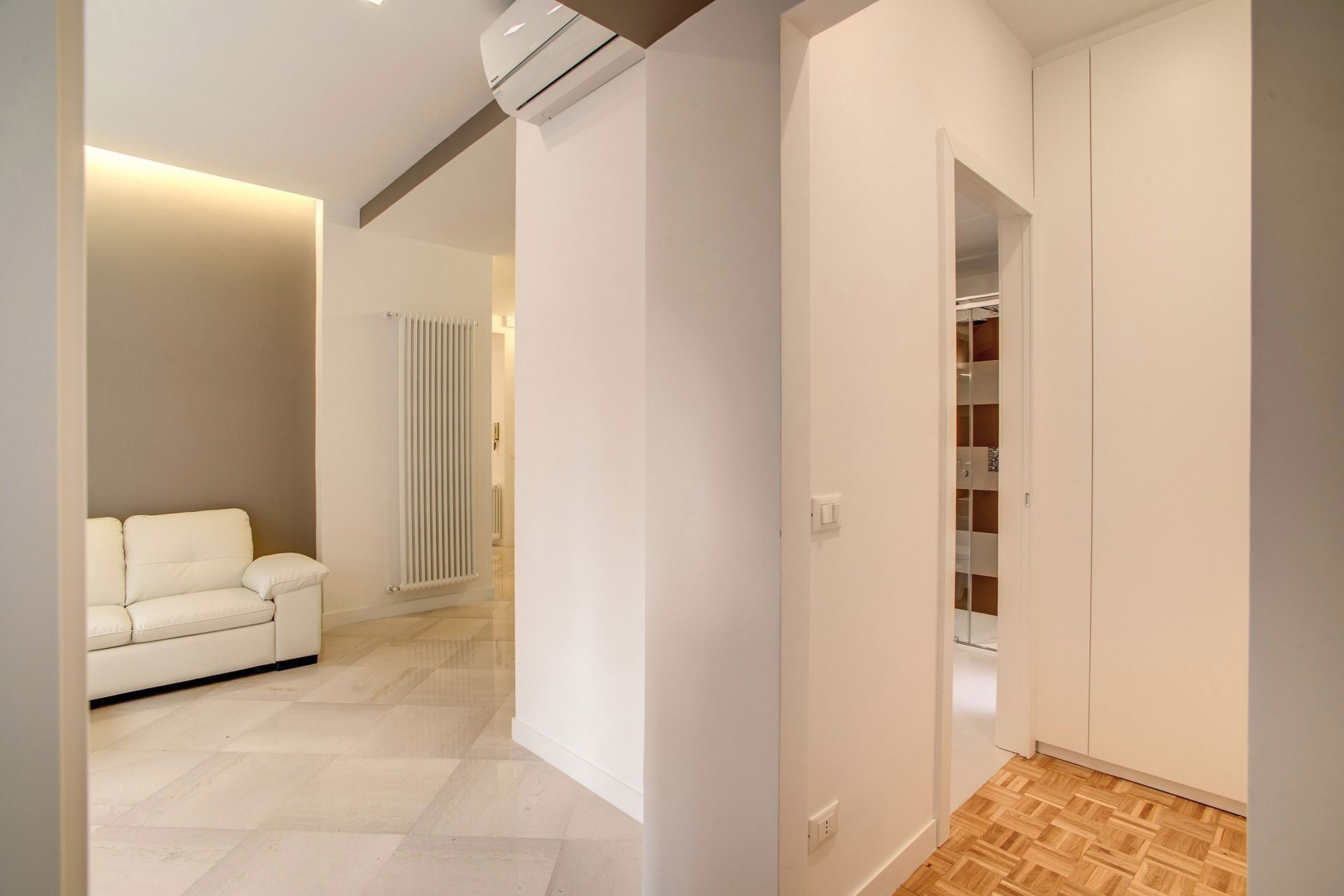 A Spacious, Stylish and Bright Contemporary Apartment in Rome, Italy by MOB ARCHITECTS (15)