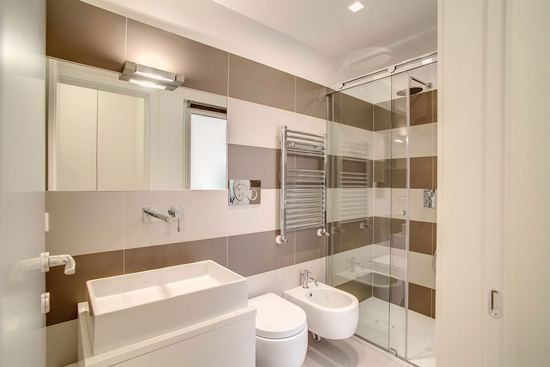 A Spacious, Stylish and Bright Contemporary Apartment in Rome, Italy by MOB ARCHITECTS (17)