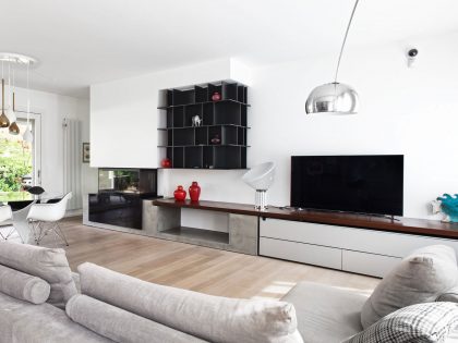 A Spacious and Elegant Contemporary Home in Paese, Italy