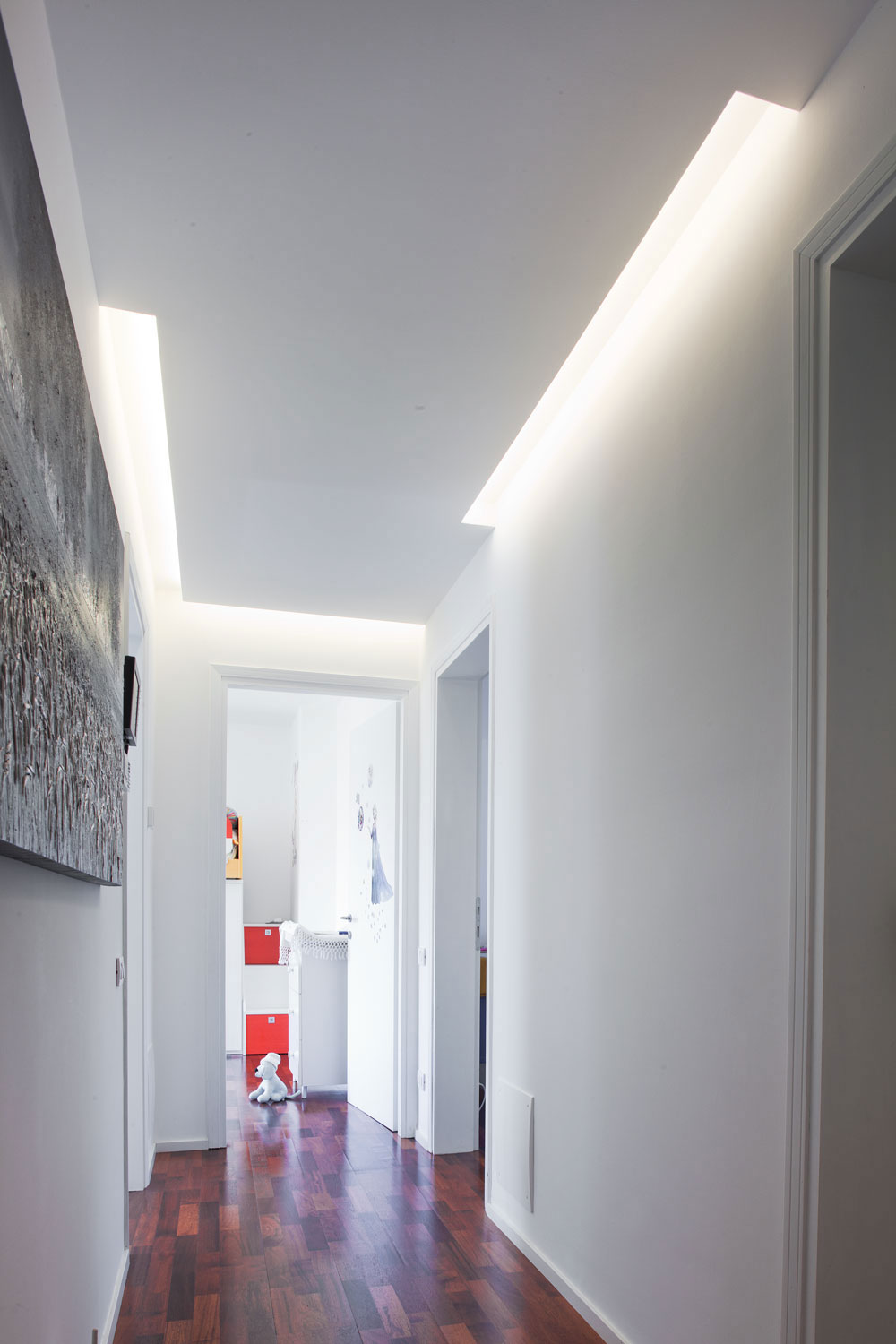 A Spacious and Elegant Contemporary Home in Paese, Italy by EXiT architetti associati (10)