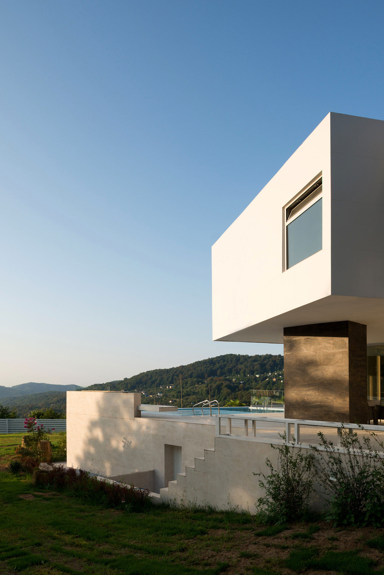 A Spacious and Elegant Contemporary Home in the Mountains near Sochi, Russia by Alexandra Fedorova (12)