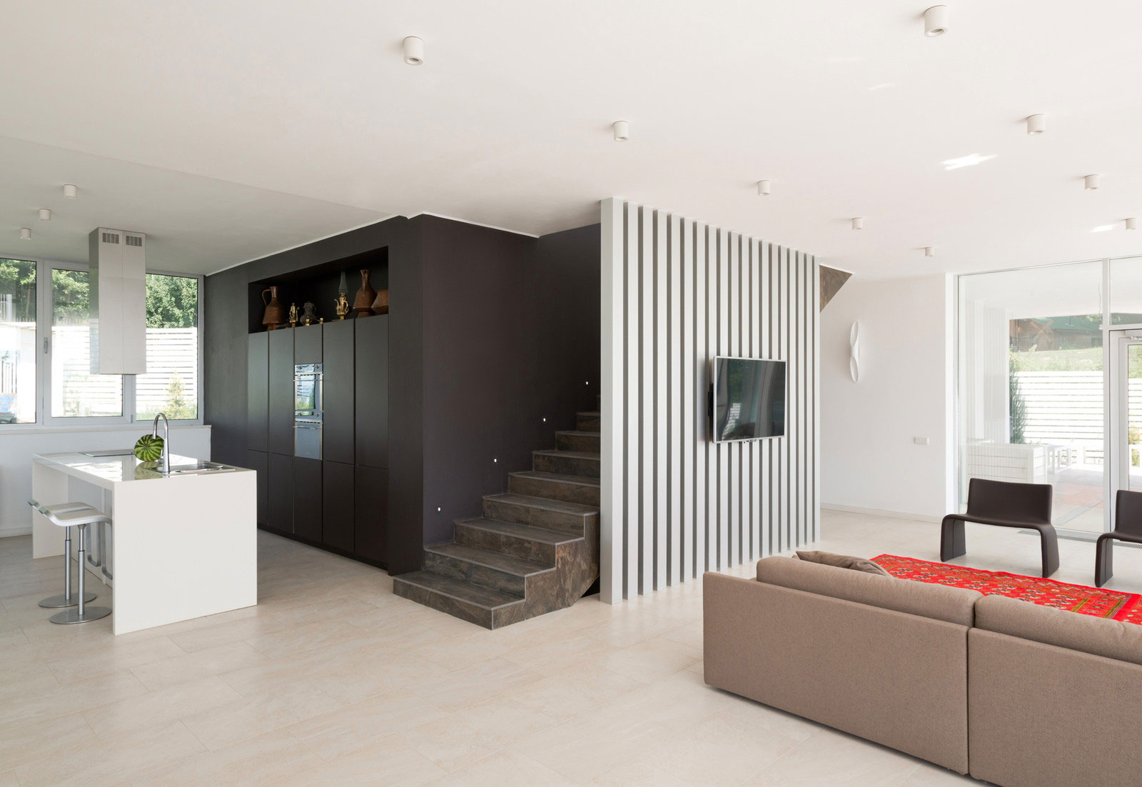 A Spacious and Elegant Contemporary Home in the Mountains near Sochi, Russia by Alexandra Fedorova (15)