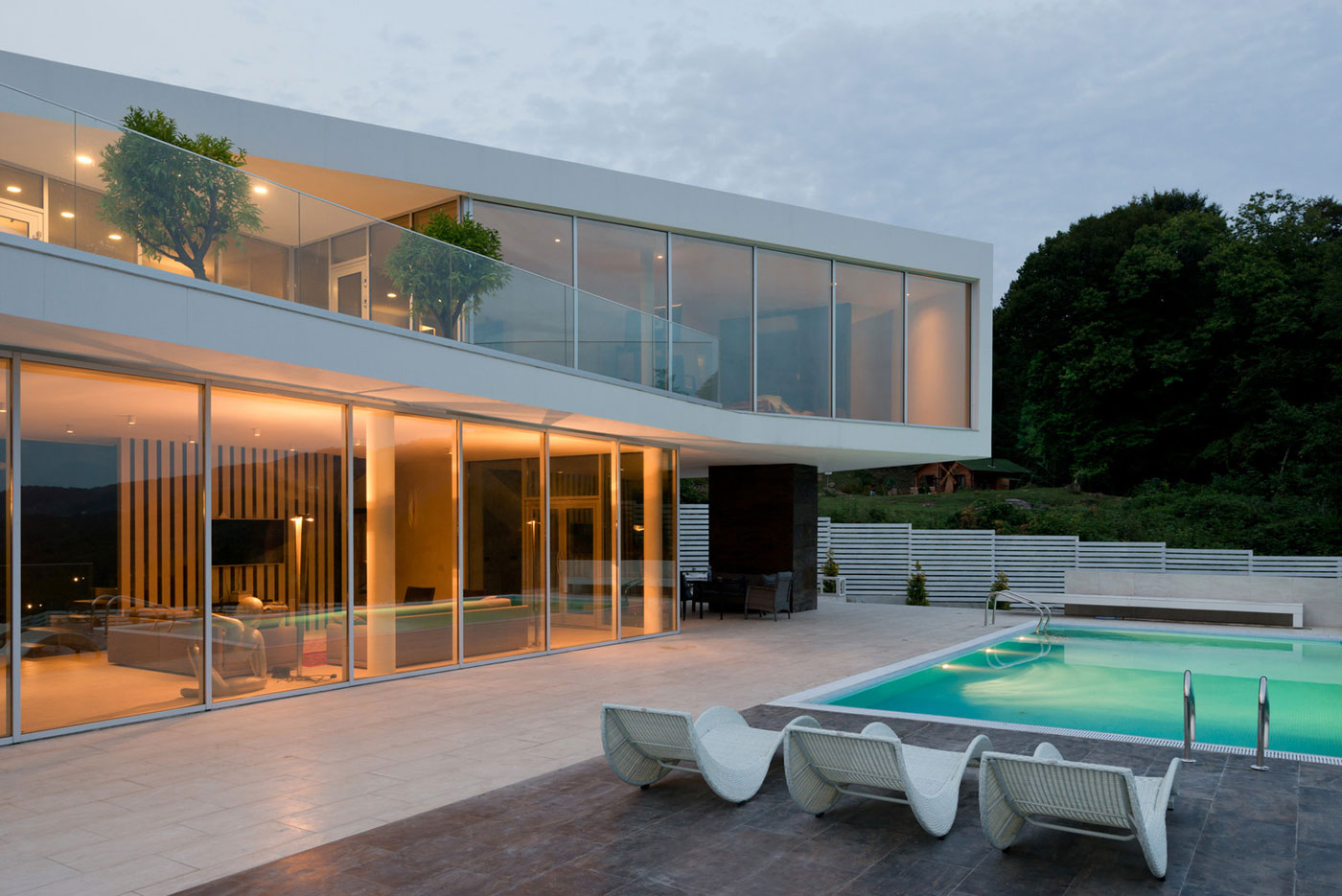 A Spacious and Elegant Contemporary Home in the Mountains near Sochi, Russia by Alexandra Fedorova (20)