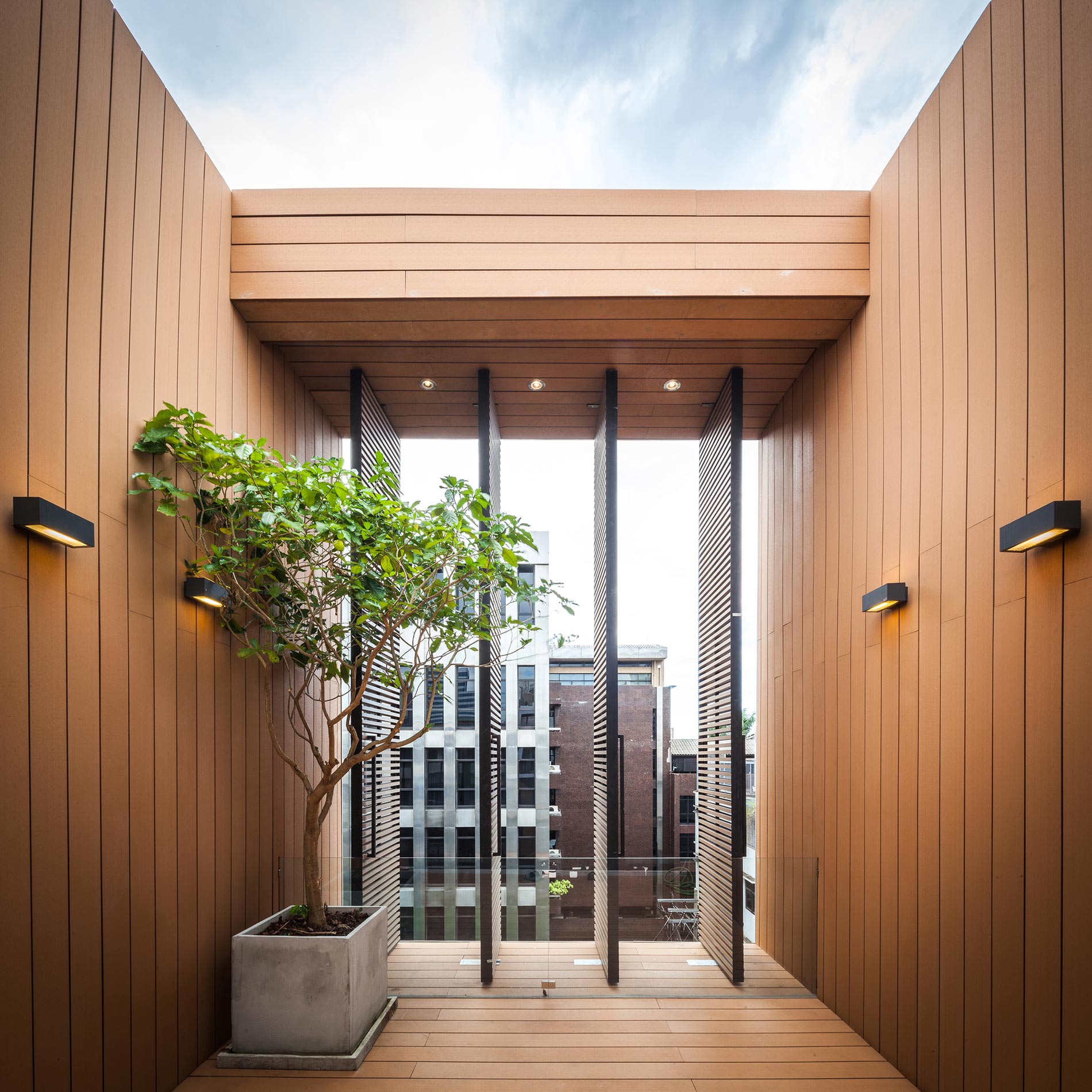 A Spacious and Stylish Modern House for a Big Family in Suriya Wong, Thailand by IDIN Architects (10)