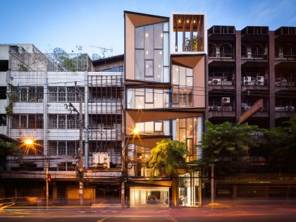 A Spacious and Stylish Modern House for a Big Family in Suriya Wong, Thailand by IDIN Architects (29)