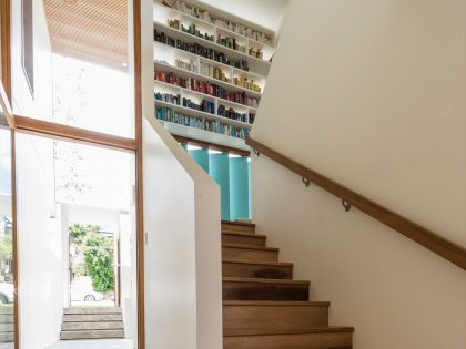 A Spacious and Stylish Summer Home with Beautiful Terrace in Brisbane by Joe Adsett Architects (15)