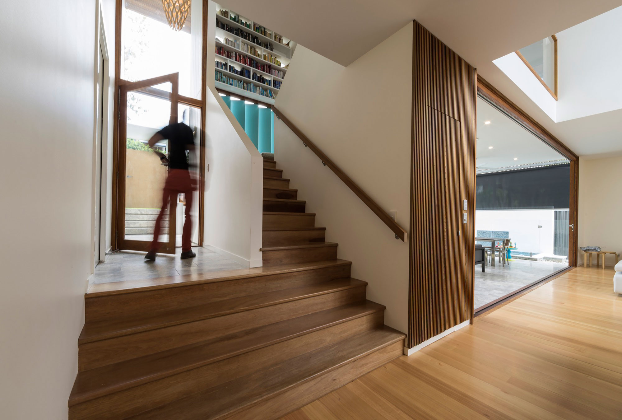 A Spacious and Stylish Summer Home with Beautiful Terrace in Brisbane by Joe Adsett Architects (4)