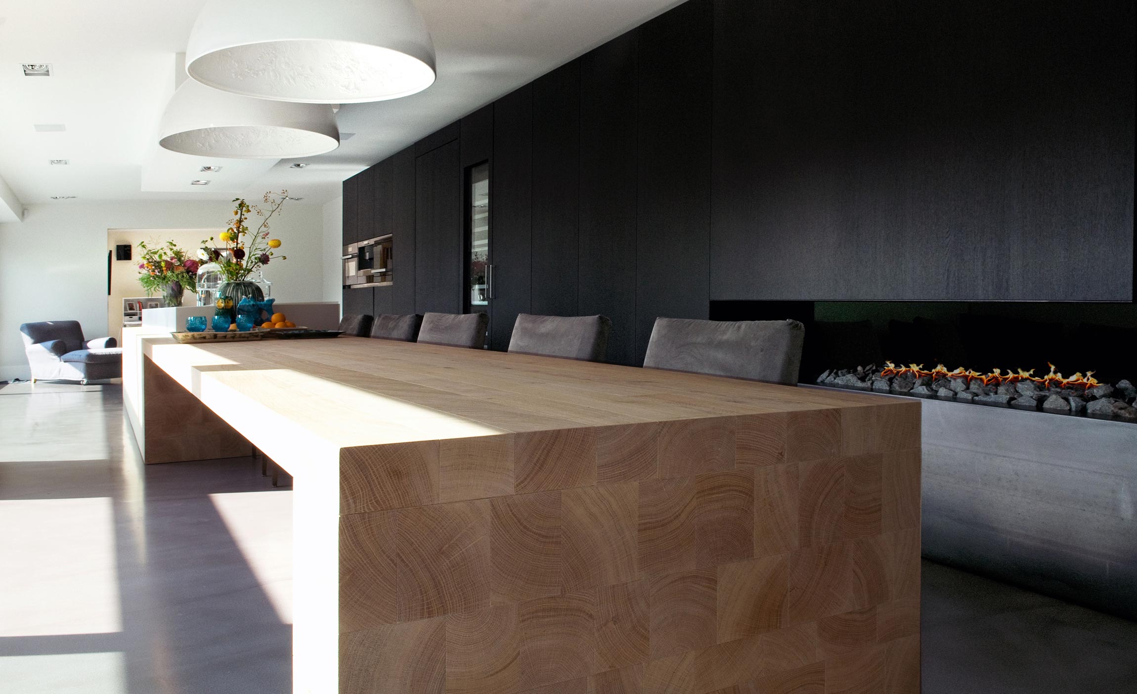 A Spacious and Sustainable Modern House Enhanced by the Wonderful Views of Nature in North Brabant by WillemsenU Architecten (28)